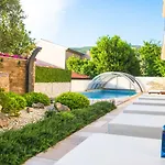 Anikol Apartamento