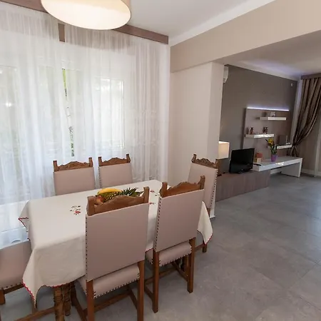Apartment Anikol Selce