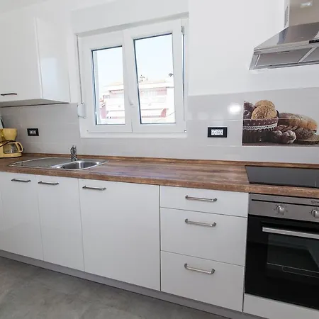 Anikol Apartament *