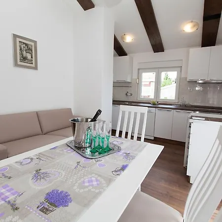 Apartment Anikol