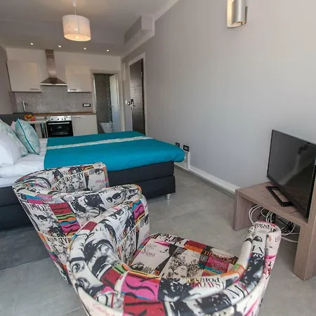 Anikol Apartment