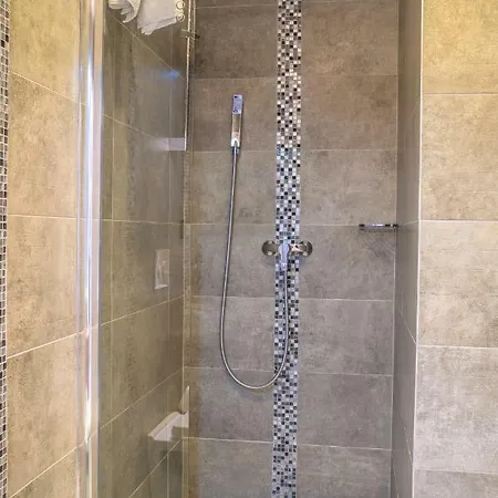 Anikol Apartament *