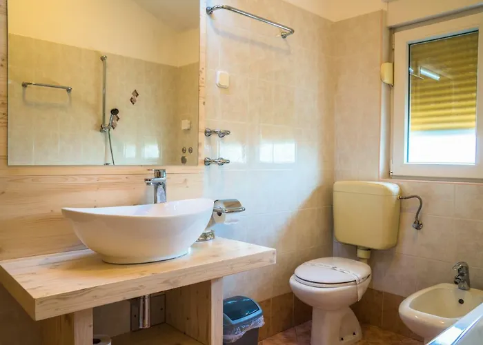 Anikol Apartamento Selce