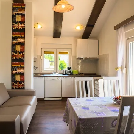 Lägenhet Anikol Selce